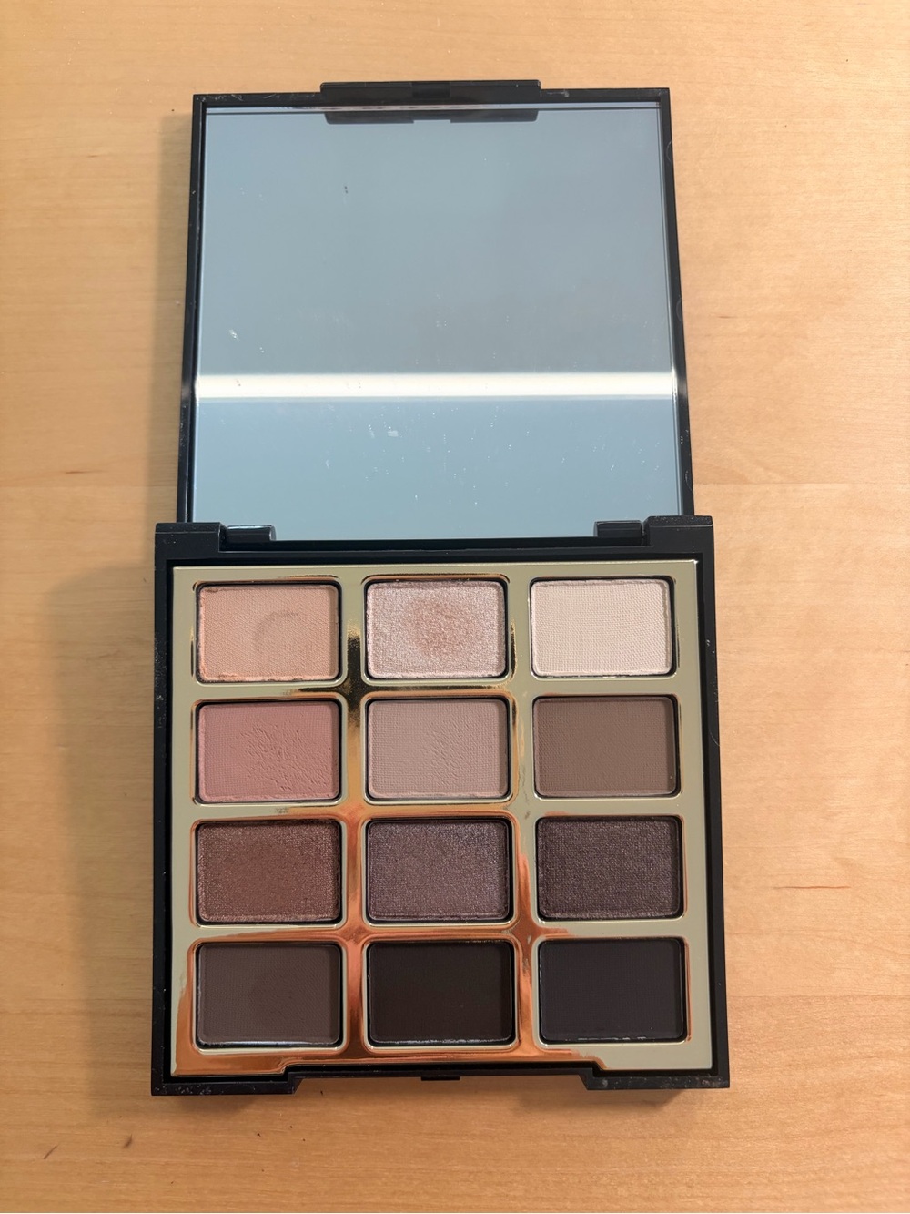 Milani Soft & Sultry Eyeshadow palette